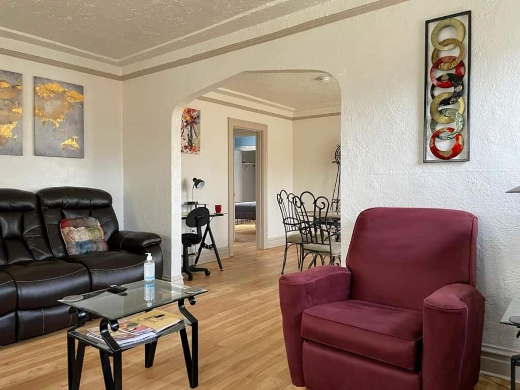 2 Bedroom Apt Near Great Lakes Naval Base And 6 Flags Waukegan Exterior photo